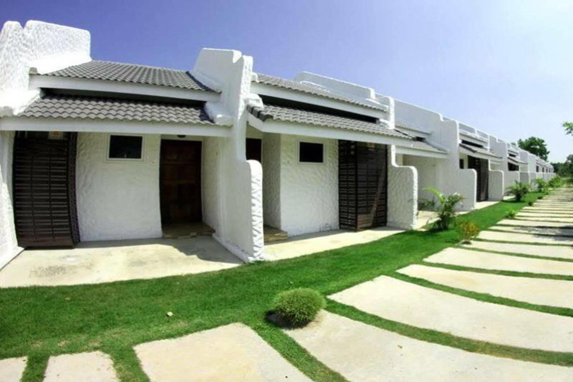 Lemon Resort Бурирам Экстерьер фото
